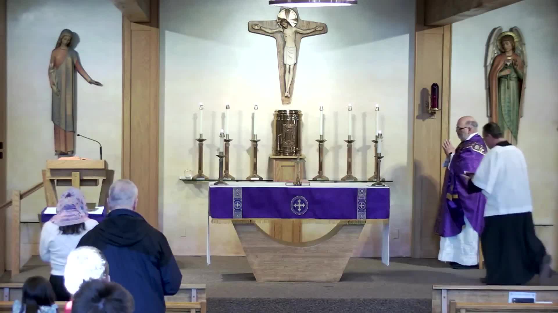 Holy Martyrs Catholic Church - Sunday Mass - April 6 2025