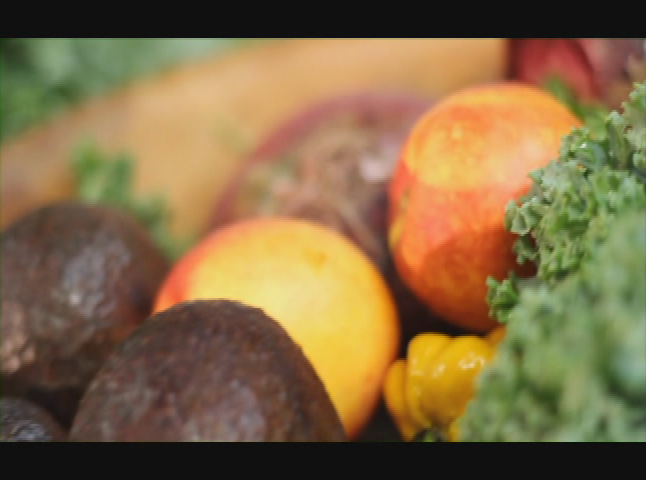 Thumbnail image for Raw Food For the Soul + Sustainable Summer Travel Tips + Reiki 101