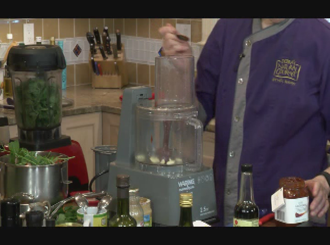 Thumbnail image for Rice Noodles with Peanut Sauce & Crunchy Veggies, Cauliflower Salad with Basil Pesto